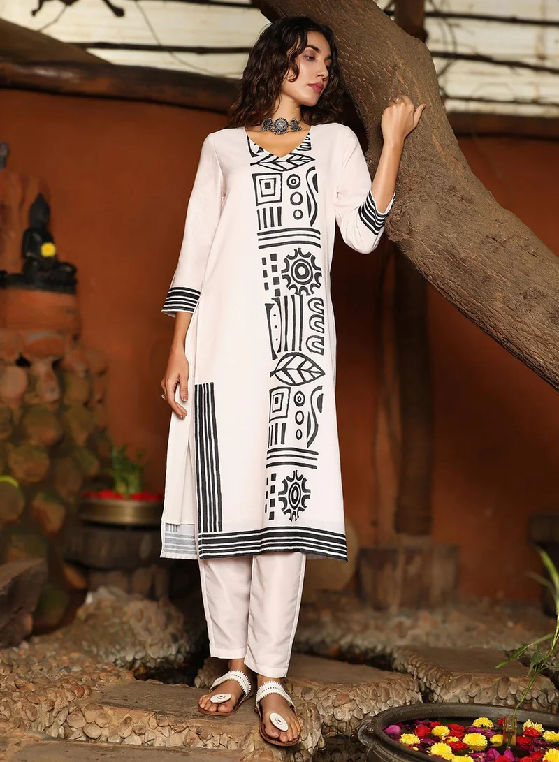 قصة Women's Daisy White & Onyx Black Indie Lines Kurta Set For Casual Wear | Round Neck | Quarter Regular Sleeves | 2 Piece Kurta Set Designed With Comfort Fit For Everyday Ethnic Wear
